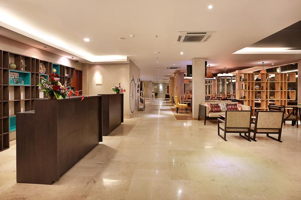 Azana Boutique Hotel Denpasar Kültér fotó